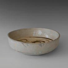 Load image into Gallery viewer, (#09) Clamshell Bowl
