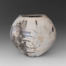 Load image into Gallery viewer, (#10) Vista Vase 2
